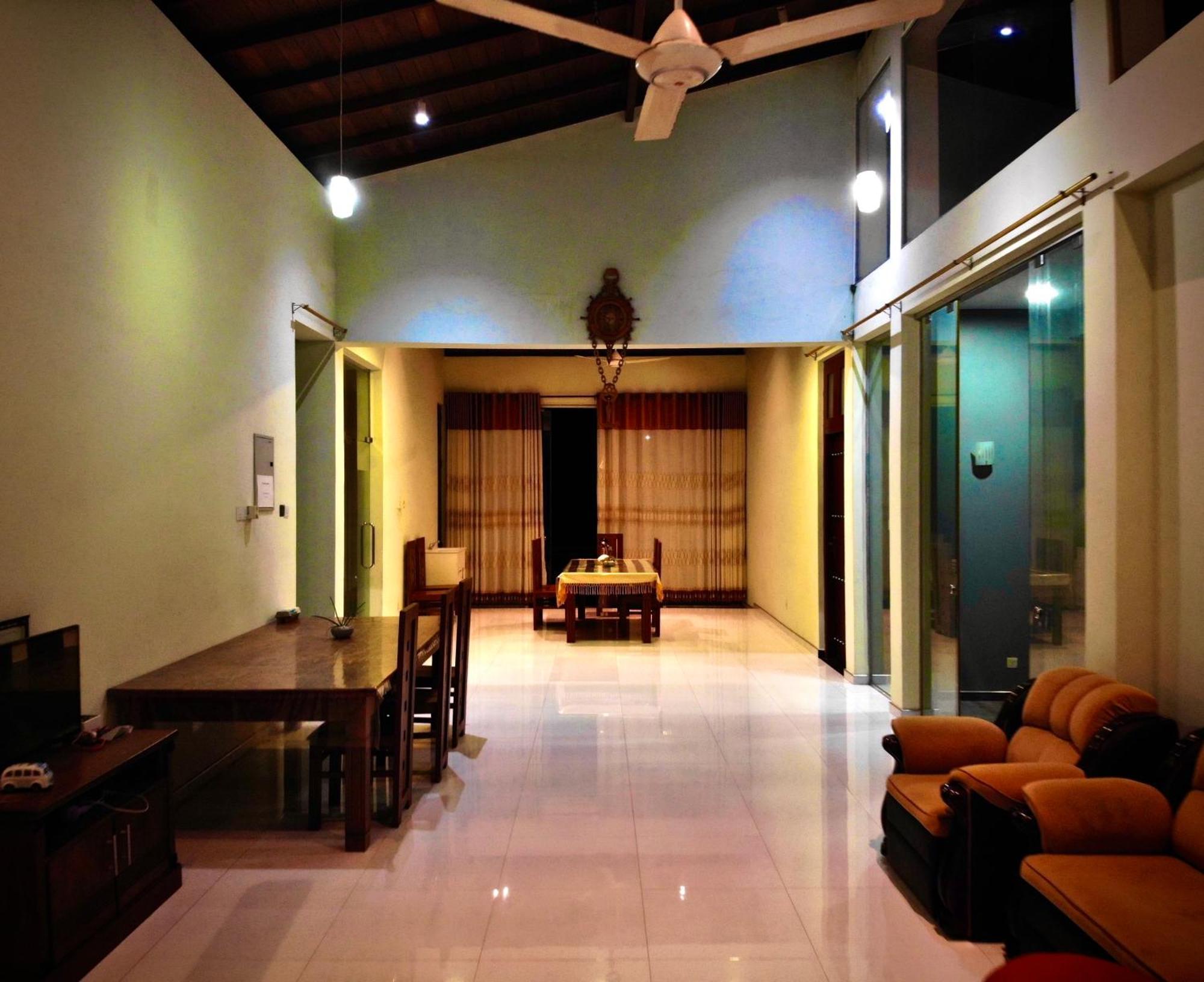 Nirosha Guest House Galle Ngoại thất bức ảnh