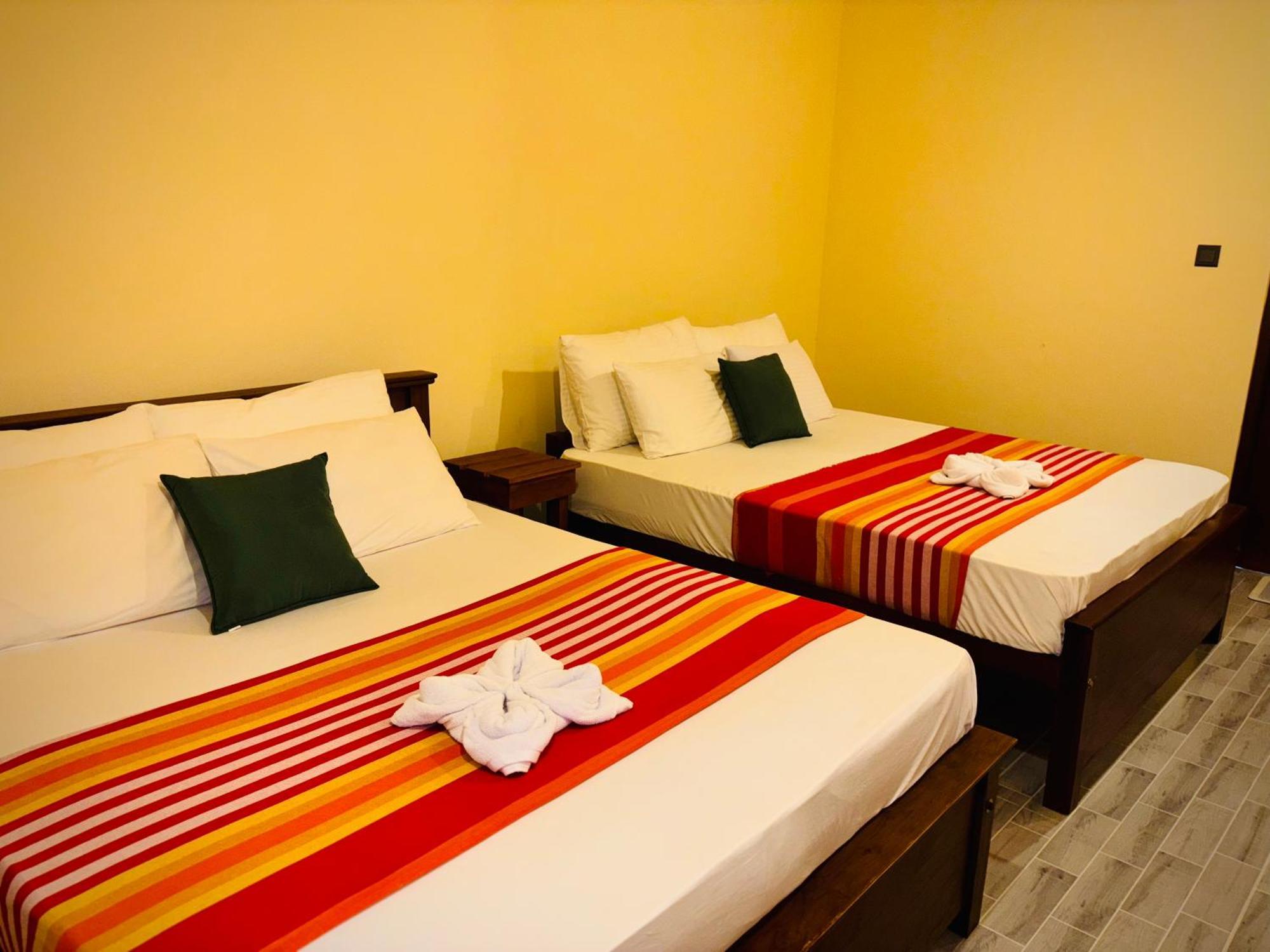Nirosha Guest House Galle Ngoại thất bức ảnh