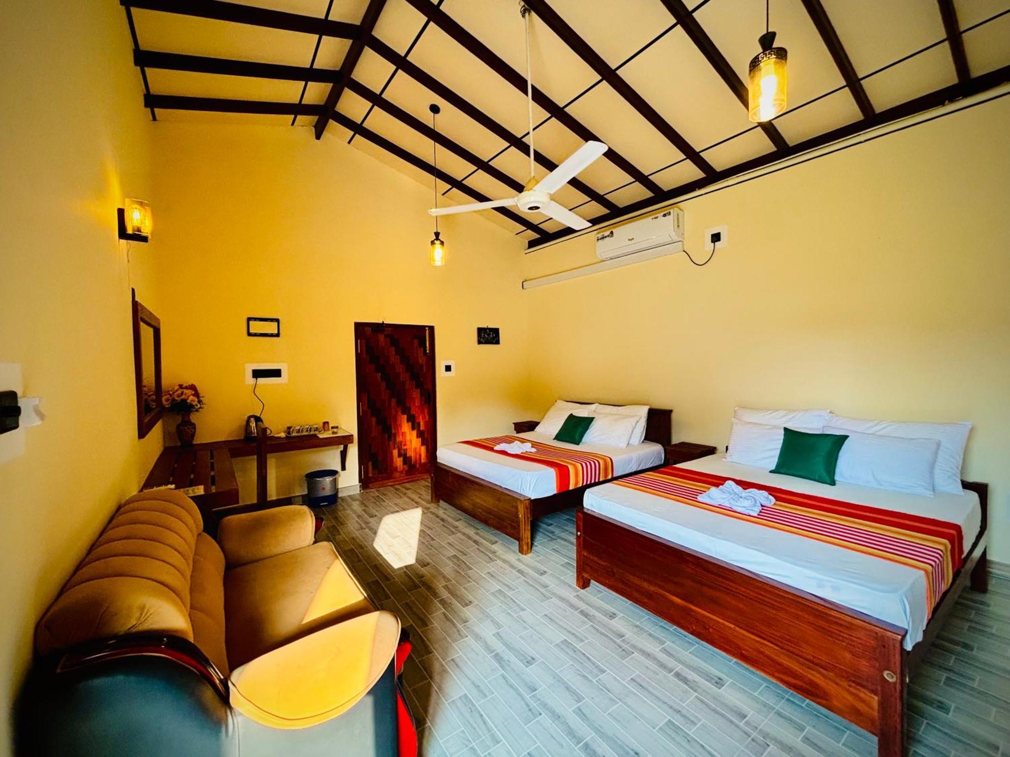Nirosha Guest House Galle Ngoại thất bức ảnh